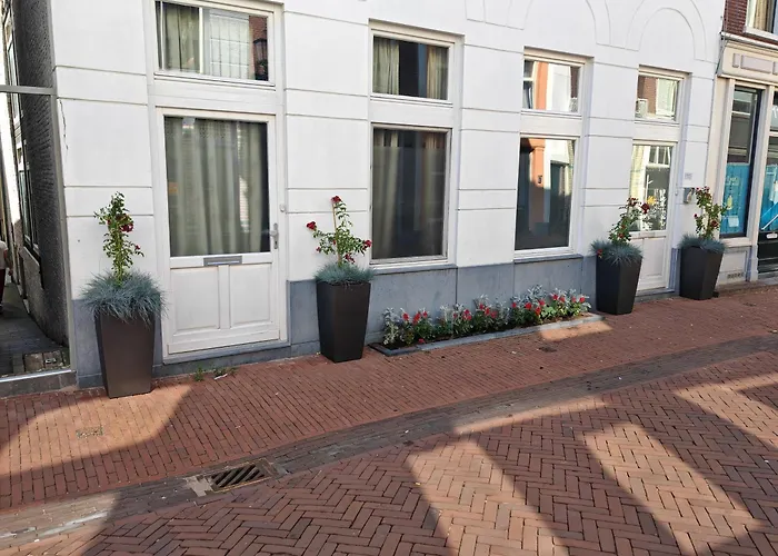 Urban Oasis - Big Stylish Lägenhet *