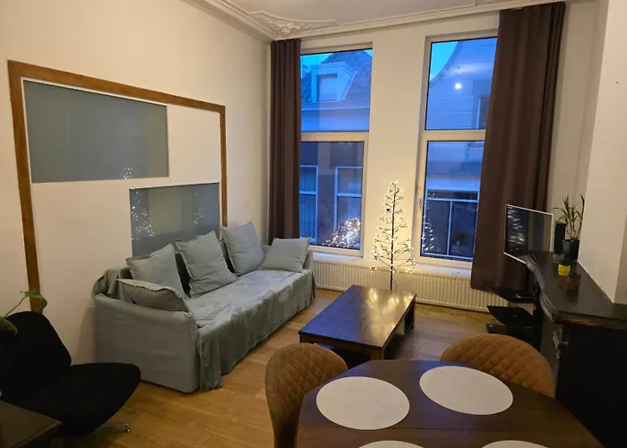 公寓 Urban Oasis - Big Stylish 斯琴丹