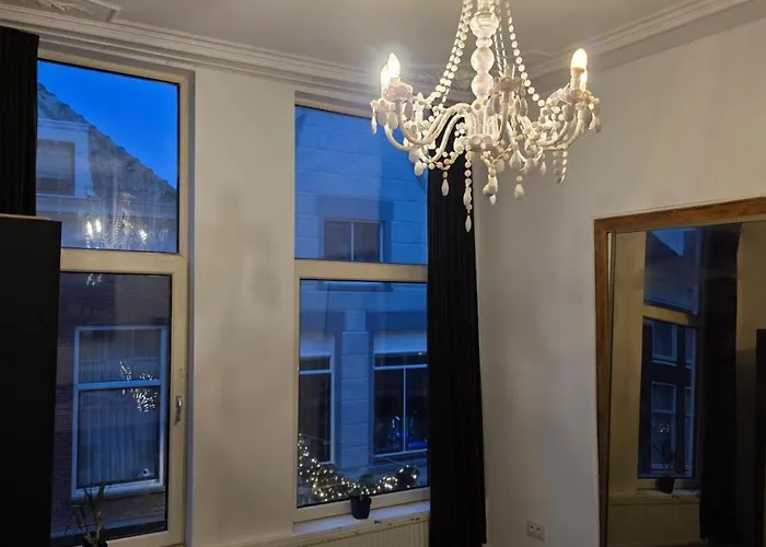 Appartement Urban Oasis - Big Stylish Schiedam