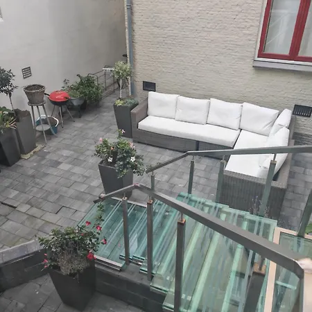 Urban Oasis - Big Stylish Schiedam